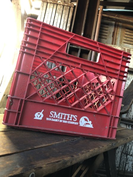 画像4: Vintage USA  DAIRY FOODS Heavy Duty Plastic Milk Crate SMITH'S (C)  (4)