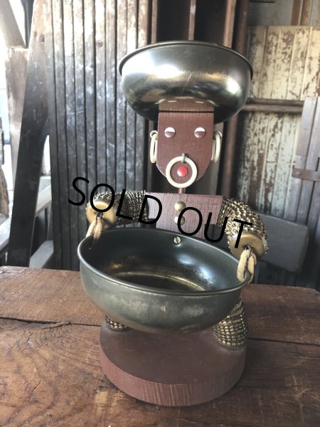 画像1: 50s Vintage Bottle Cap Man Figurine Mid Century Folk Art (A090)  (1)