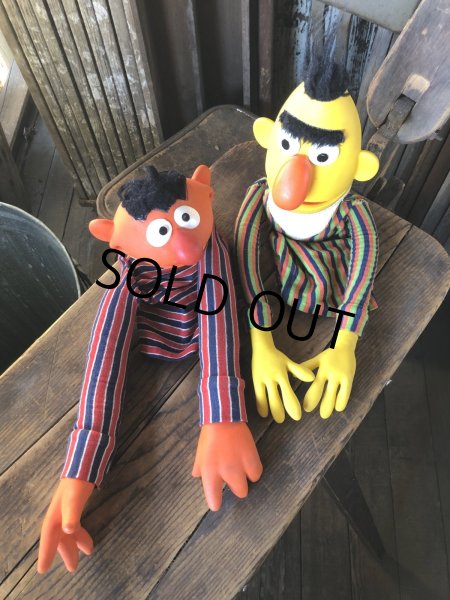 画像3: 70s Vintage Sesame Street Hand Puppet Doll Ernie Bert Large Version (A106)  (3)