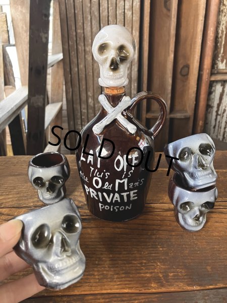 画像31: 50s Vintage SKULL " LAY OFF " Poison Decanter Bottle w/Shot Glass (B619) (31)