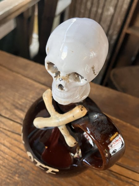 画像5: 50s Vintage SKULL " LAY OFF " Poison Decanter Bottle (A122) (5)