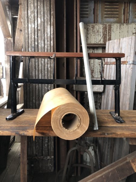 画像13: Vintage General Store Counter Top Paper Roll Holder Cutter Dispenser (A124)  (13)