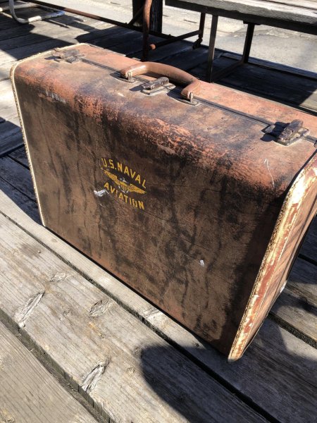 画像8: Vintage WW2 US NAVAL AVIATION Samsonite Military Suitcase Trunk (A129)  (8)