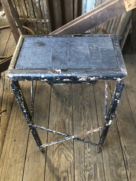画像10: Vintage Metal Step Ladder (A133) (10)