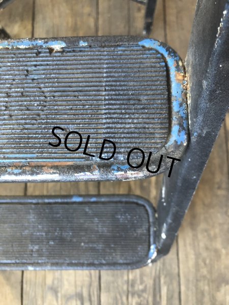 画像8: Vintage Metal Step Ladder (A133) (8)