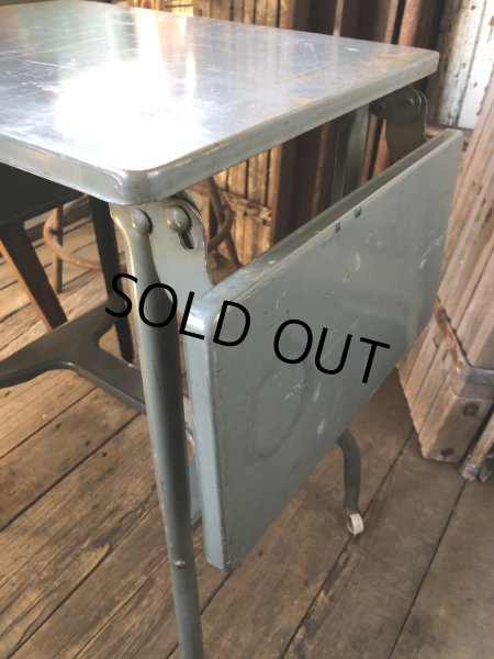 画像8: Vintage U.S.A Industrial Typewriter Tables on Casters (A134) (8)