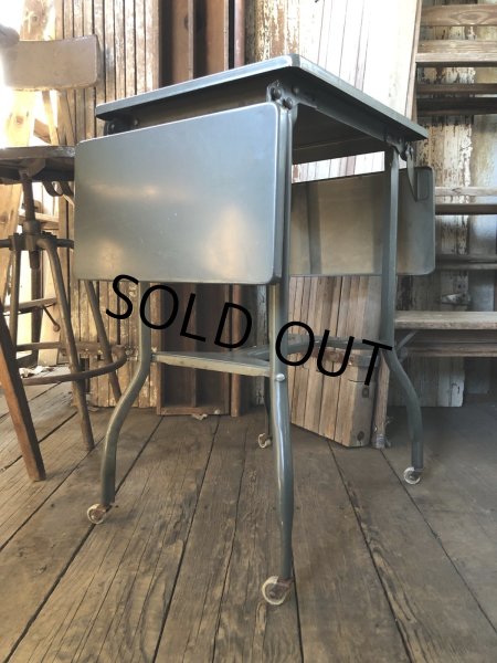 画像3: Vintage U.S.A Industrial Typewriter Tables on Casters (A134) (3)