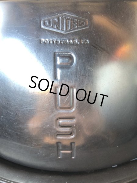 画像3: Vintage UNITED Pennsylvania Industrial Dome Top Torpedo Trash Can (A135) (3)