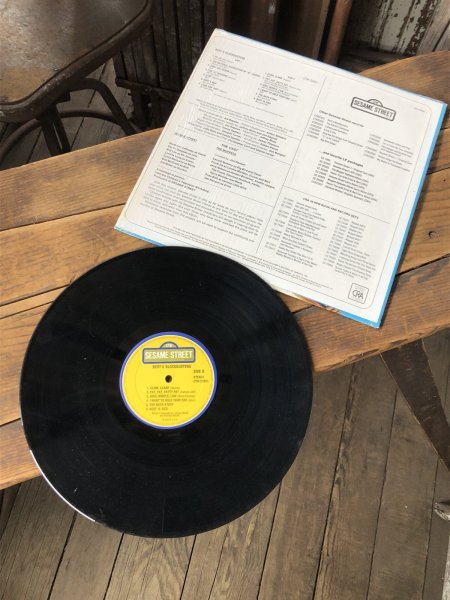 画像4: 70s Vintage LP Sesame Street Bert's Blockbusters (A206)  (4)
