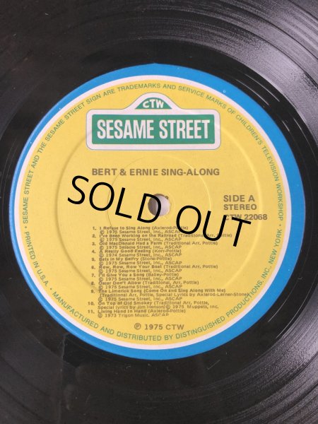画像3: 70s Vintage LP Sesame Street Bert & Ernie Sing-Along (A210)  (3)
