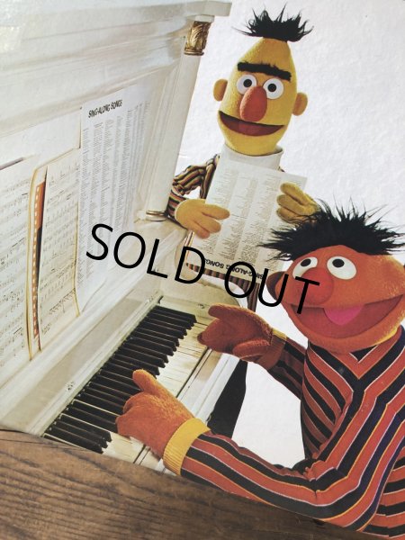 画像6: 70s Vintage LP Sesame Street Bert & Ernie Sing-Along (A210)  (6)