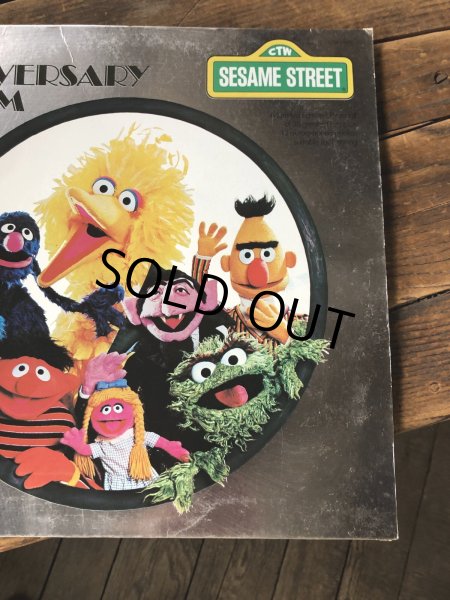 画像4: 70s Vintage LP Sesame Street 10TH ANNIVERSARY ALBUM (A204)  (4)