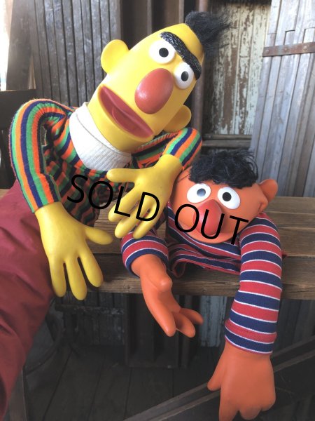 画像11: 70s Vintage Sesame Street Ernie and Bert Hand Puppet Doll SET (A209) (11)