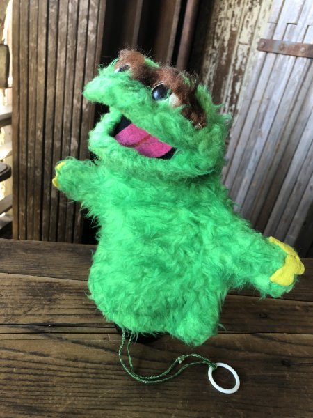 画像2: 70s Vintage Sesame Street Oscar The Grouch Hand Puppet Doll (A206) (2)