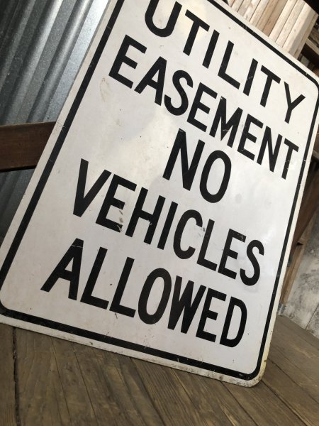 画像3: Vintage Road Sign UTILITY EASEMENT NO VEHICLES ALLOWED (A215) (3)
