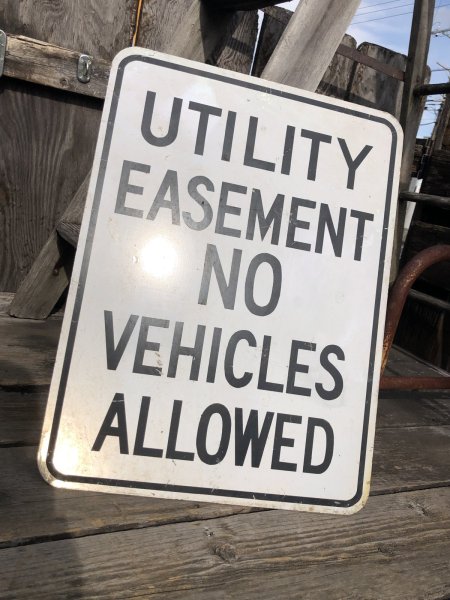 画像6: Vintage Road Sign UTILITY EASEMENT NO VEHICLES ALLOWED (A215) (6)