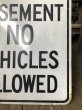 画像4: Vintage Road Sign UTILITY EASEMENT NO VEHICLES ALLOWED (A215) (4)