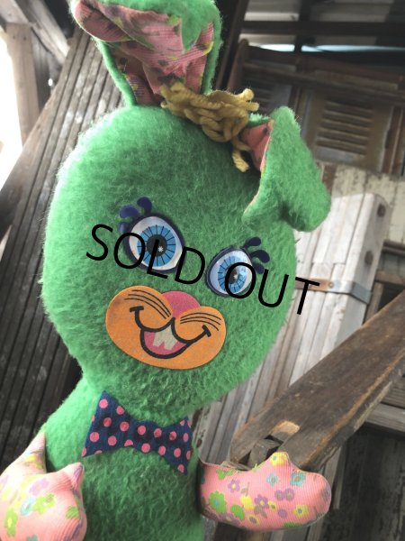 画像9: 60s Vintage Rascal Rabbit Pull String Plush Doll by Mattel (A223) (9)