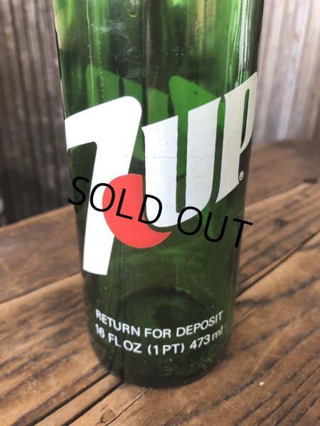 画像6: 70s Vintage 7UP Soda Green Glass Bottle 16FL OZ (A229)  (6)