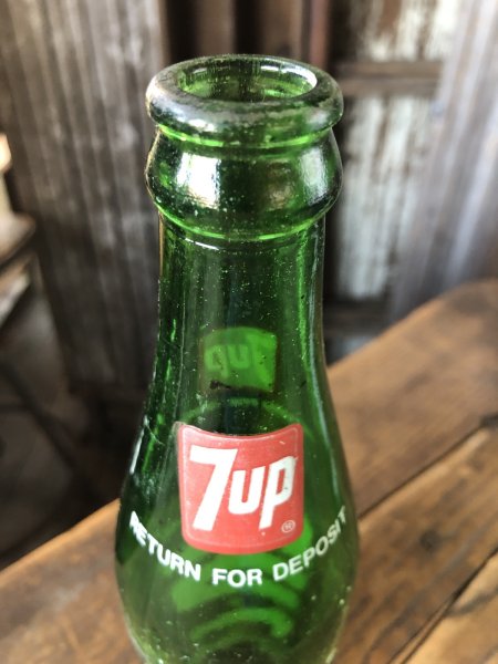 画像9: 70s Vintage 7UP Soda Green Glass Bottle 16FL OZ (A232)  (9)