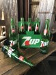 画像1: 70s Vintage 7UP Soda Green Glass Bottle 16FL OZ w/ 6 Pack Cardboard Carrier SET (A226)  (1)