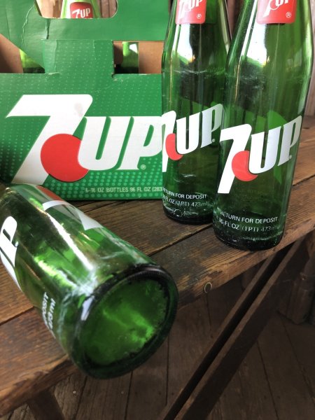 画像11: 70s Vintage 7UP Soda Green Glass Bottle 16FL OZ w/ 6 Pack Cardboard Carrier SET (A226)  (11)