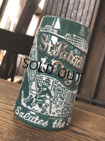 画像4: 70s Vintage Hamms Beer St Patricks Day Salutes The Irish Stain Mug (A237)  (4)
