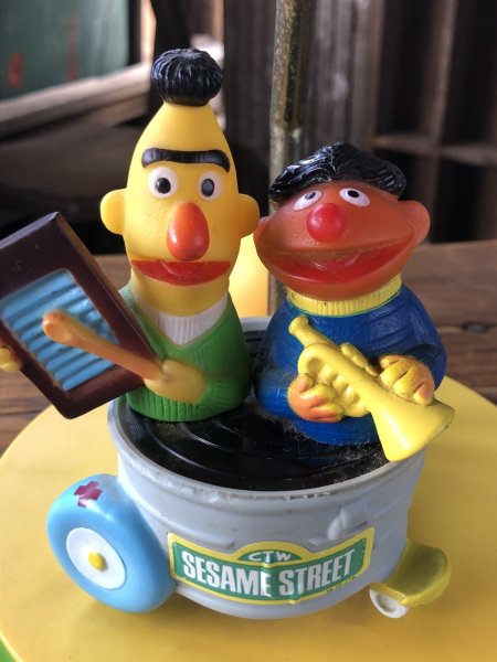 画像7: 80s Vintage Sesame Street Ernie and Bert lamp (A250) (7)
