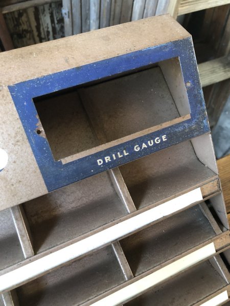 画像13: Vintage Century Drill Bit Hardware Store Display Cabinet (A256) (13)