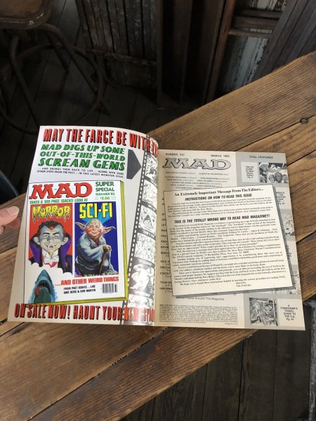 画像3: 1983 Vintage MAD Magazine No.237 Mar '83 (A258) (3)