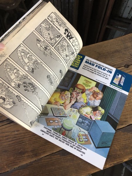 画像11: 1984 Vintage MAD Magazine No.251 Dec. '84 (A272) (11)