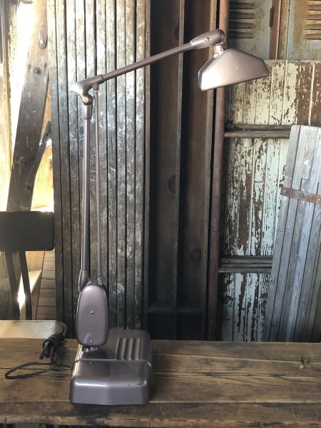 画像6: Vintage Dazor Floating Fixture Drafting Industrial Work Lamp (A288) (6)