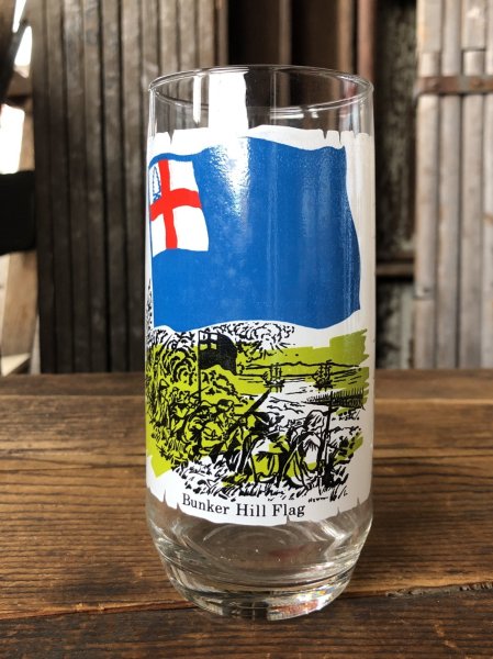 画像1: 70s Vintage Coca Cola Heritage Glass Bunker Hill Flag (A335) 　 (1)