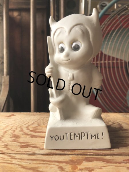 画像1: 70s Vintage American Greetings Co WHITE DEVIL Message Doll " YOU TEMPT ME! " (A362)  (1)