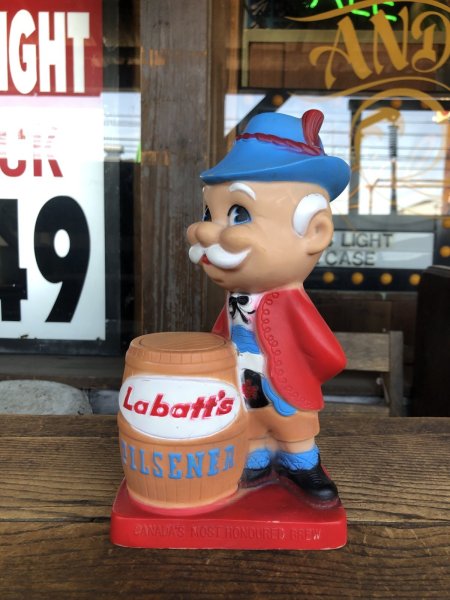 画像2: 70s Vintage LABATT'S PILSNER Beer Advertising Vinyl Doll (A364) (2)