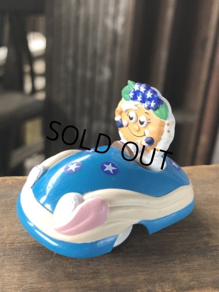 画像2: 90s Vintage IHOP Pancake Kids Meal Toy Pull-Back Car Bonnie Blueberry (A372) (2)
