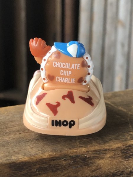画像3: 90s Vintage IHOP Pancake Kids Meal Toy Pull-Back Car Chocolate Chip Charlie (A367) (3)