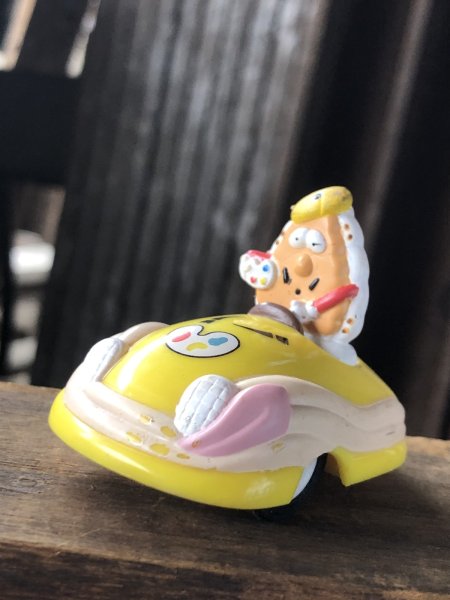 画像2: 90s Vintage IHOP Pancake Kids Meal Toy Pull-Back Car FRENCHY (A370) (2)