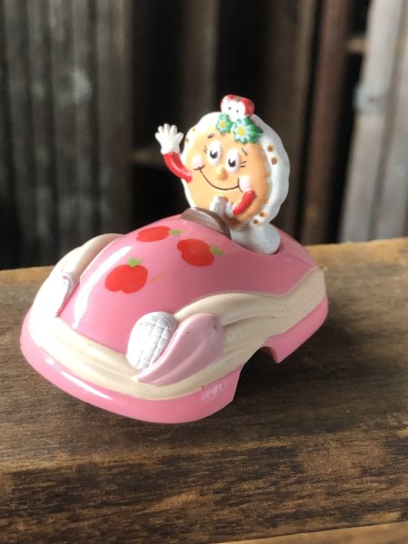 画像2: 90s Vintage IHOP Pancake Kids Meal Toy Pull-Back Car Cynthia Cinnamon Apple (A368) (2)