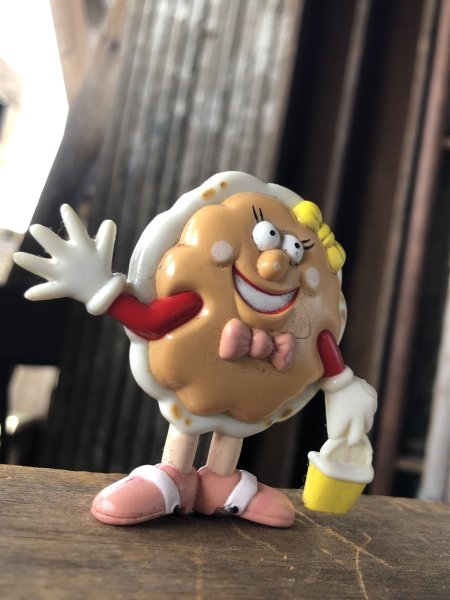 画像4: 90s Vintage IHOP Pancake Kids Meal Toy PVC Betty Buttermilk (A376) (4)
