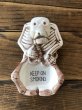 画像2: Vintage Nodding Skeleton KEEP ON SMOKING Ceramic Ashtray Made in JAPAN (A388) (2)