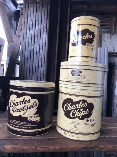 画像9: Charles Chips Advertising Tin Can (A396) (9)