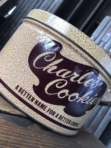 画像7: Vintage Charles Chips Advertising Cookie Tin Can (A394) (7)
