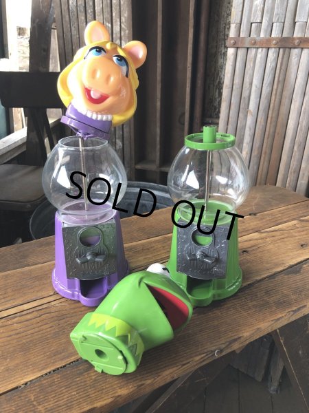 画像12: 00s The Muppet Show Kermit the Frog and Miss Piggy Gumball Machines (A400) (12)