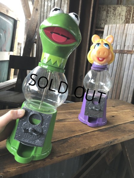 画像15: 00s The Muppet Show Kermit the Frog and Miss Piggy Gumball Machines (A400) (15)