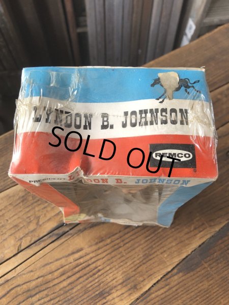 画像2: Vintage Lyndon B. Johnson 1964 Remco Figure (A405)  (2)