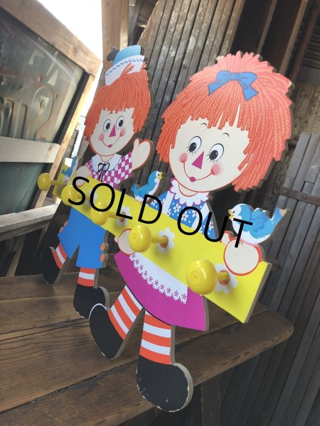 画像2: 70s Vintage Raggedy Ann and Andy Wall Hanging Coat/ Hat Rack Kids Decor (A430)   (2)