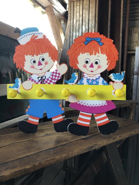 画像1: 70s Vintage Raggedy Ann and Andy Wall Hanging Coat/ Hat Rack Kids Decor (A430)   (1)