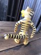 画像3: Vintage Disney Winnie The Pooh Tigger Vinyl Doll (A484) (3)