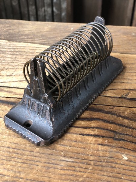 画像3:  Antique Cast Iron Letter Holder (A502)   (3)